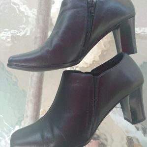 Partners Black Ankle Boots